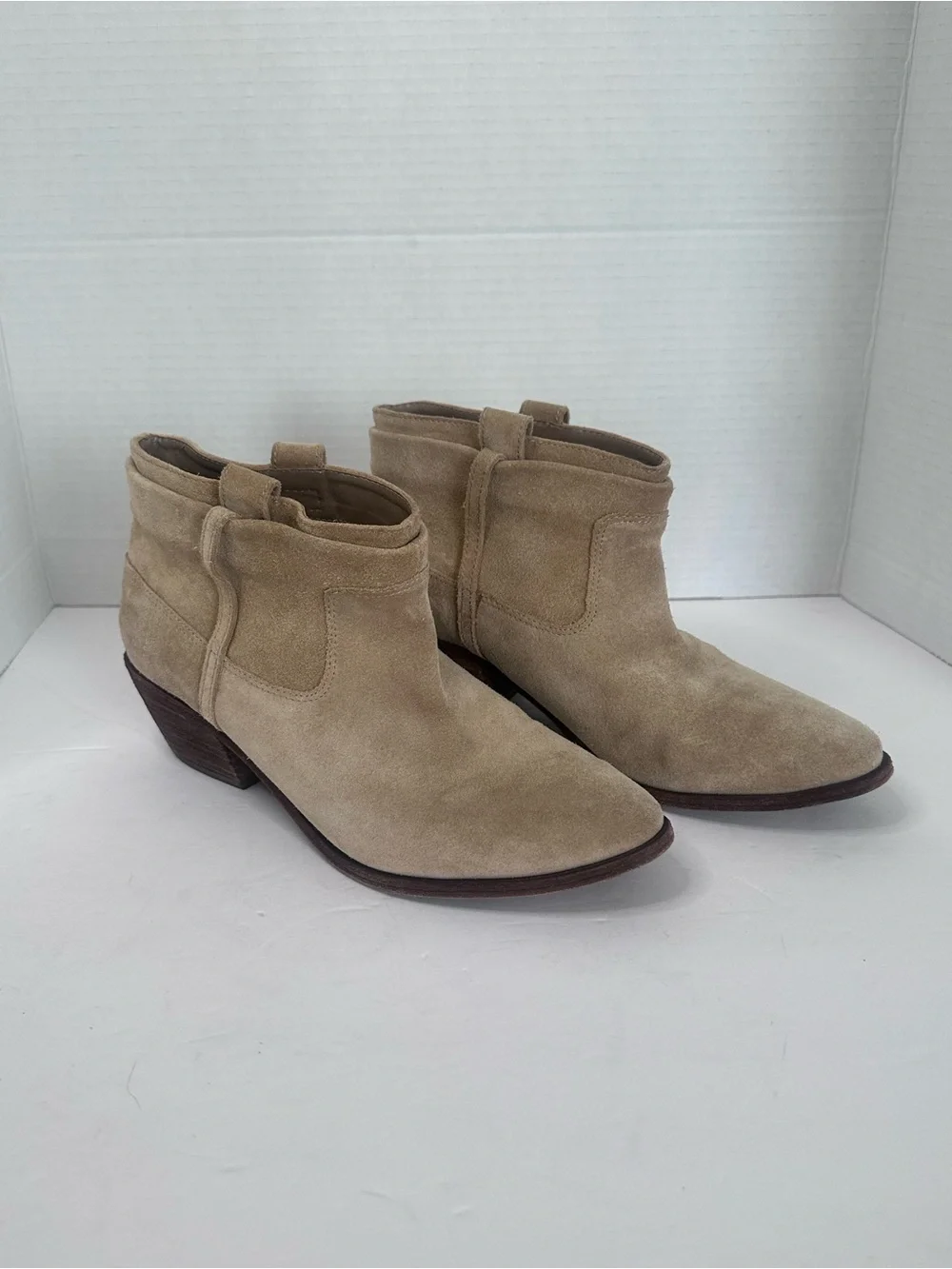 Joie suede ankle western bootie beige sz 8.5 boho cowgirl